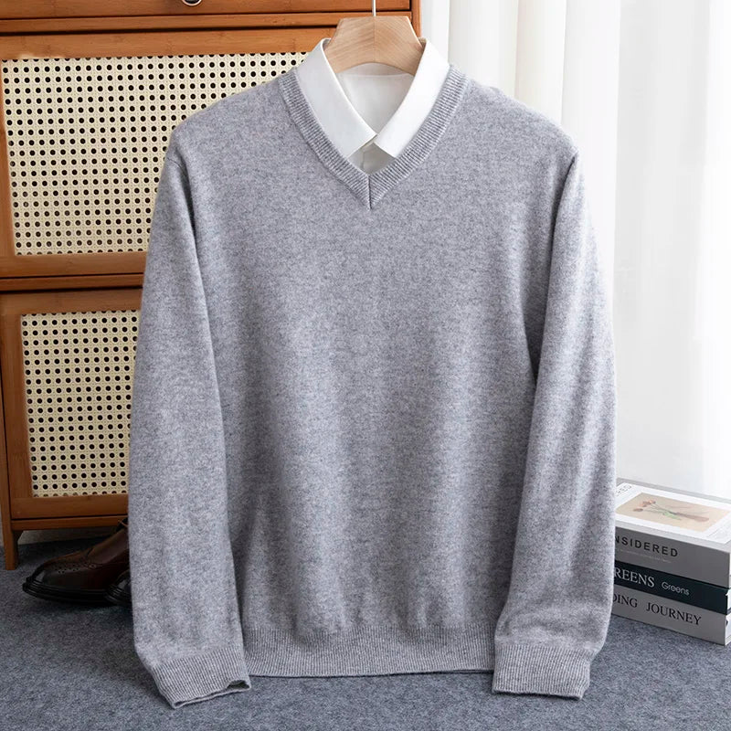 Leonard™ | Pure Merino Wool V-Neck